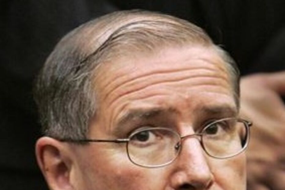 Roger Mahony, Antonio Tagle, Papa