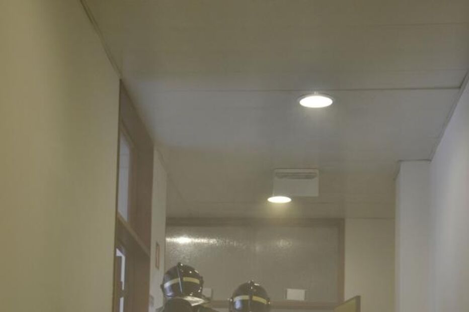 fogo, incêndio, casa, habitação, bombeiros