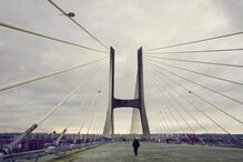 Quinze anos de uma grande obra marcada pela polémica