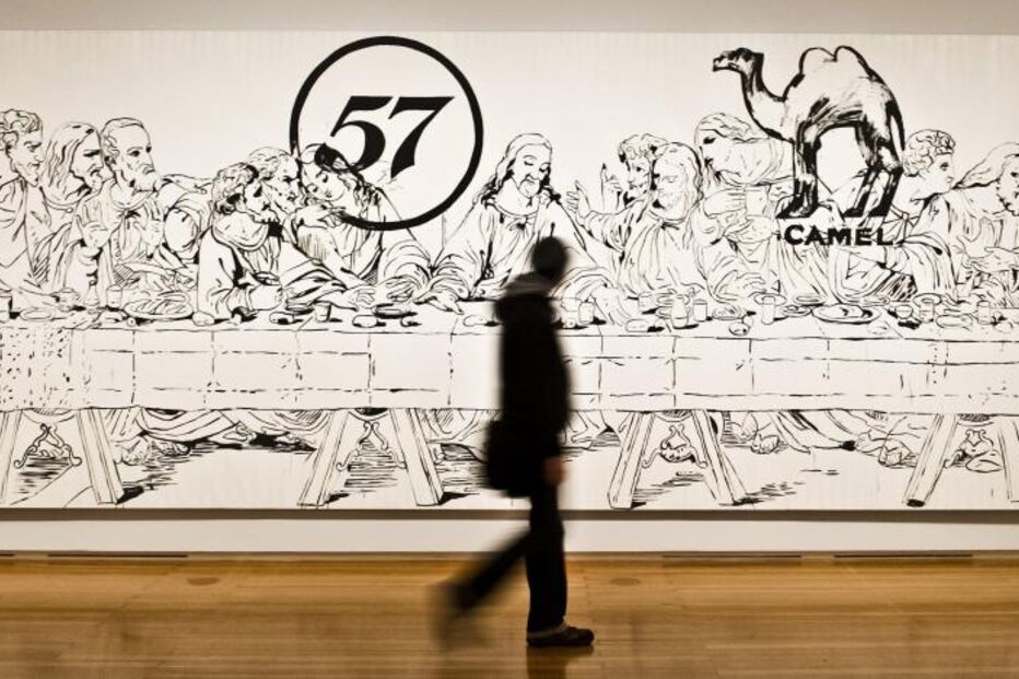 Warhol lidera vendas em leilões