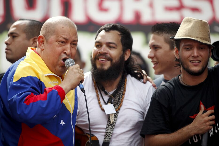 Presidente Hugo Chávez morre aos 58 anos