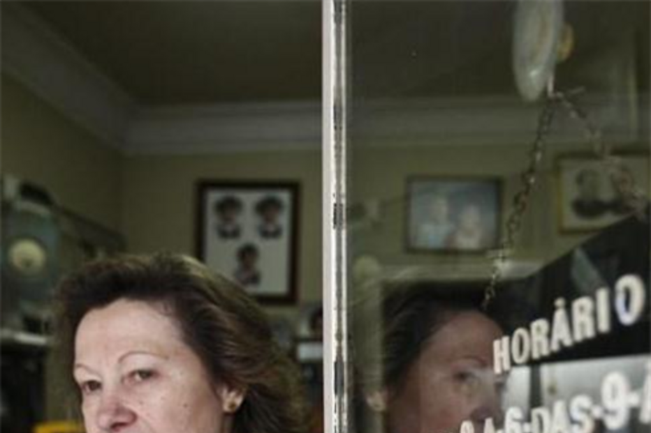 Guerra Junqueiro, Avenida, Lisboa, Crise, Comércio, Encerramento, Lei das Rendas, Arrendamento, Zara, C&A, H&M, Inditex, Massimo Dutti, Mercearia Criativa, Foto A. Santos, Mexicana, Astro, Carla Salsinha