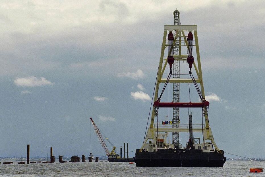 Quinze anos de uma grande obra marcada pela polémica