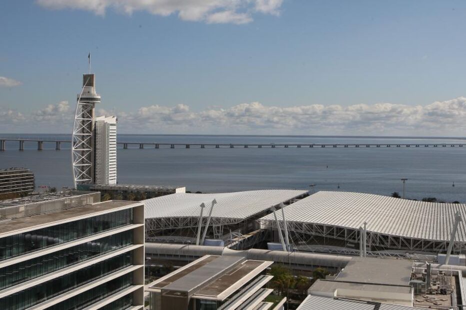 Quinze anos de uma grande obra marcada pela polémica