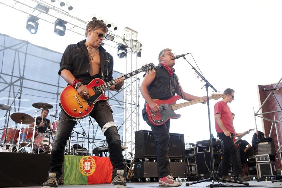 Quinze anos de uma grande obra marcada pela polémica