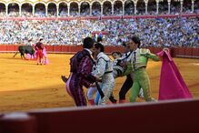  'El Juli' colhido por touro