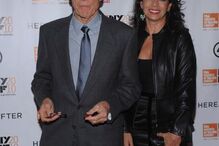 Clint Eastwood com a mulher, Dina Eastwood