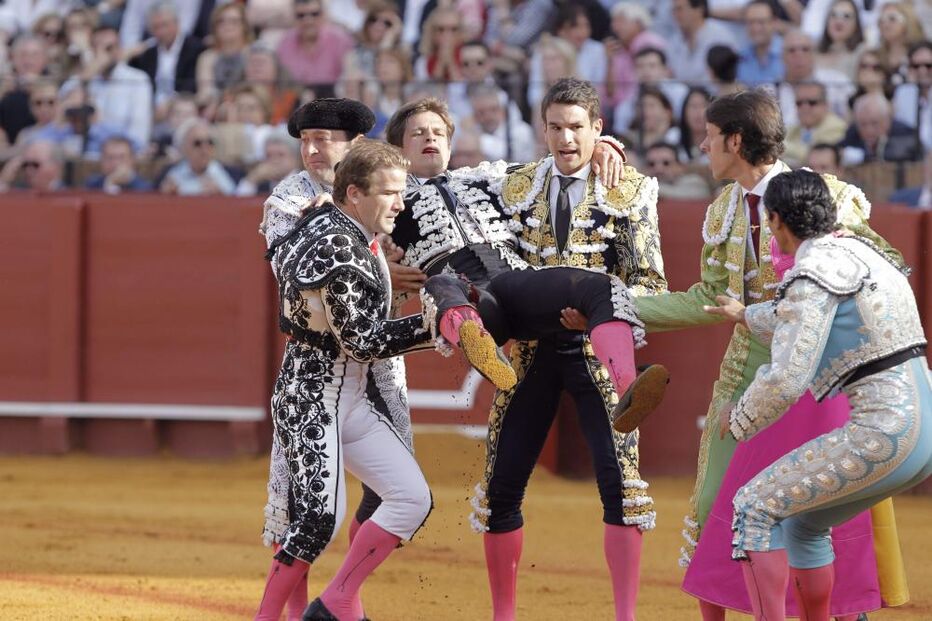  'El Juli' colhido por touro