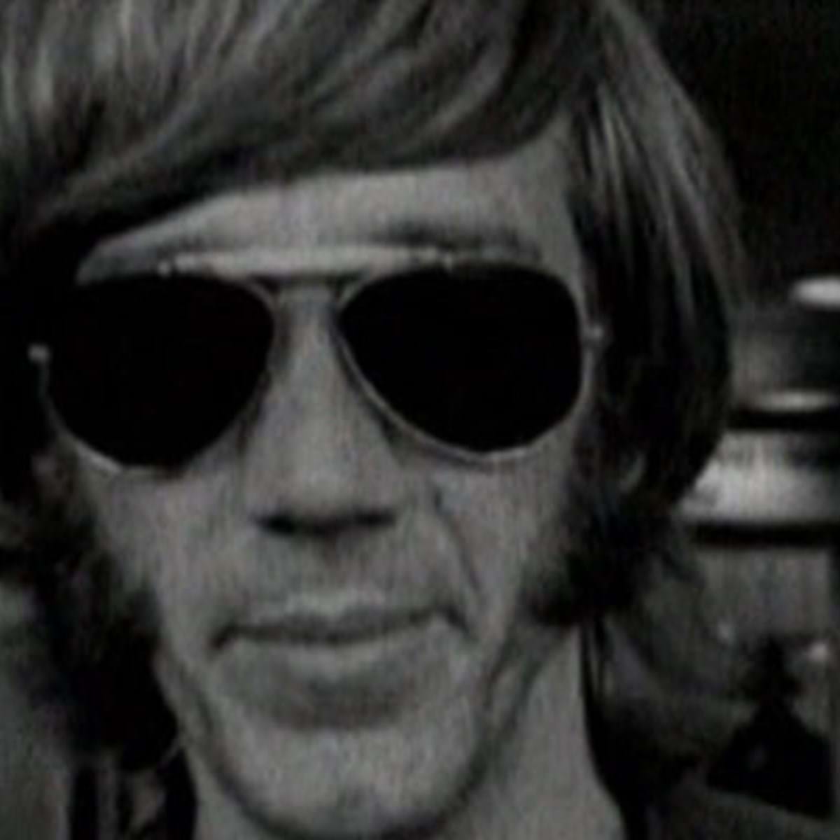 Morreu o fundador e teclista dos Doors Ray Manzarek