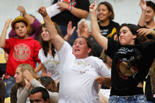 Pão e marchas na avenida