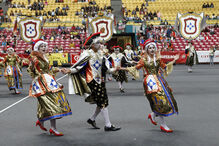 Pão e marchas na avenida