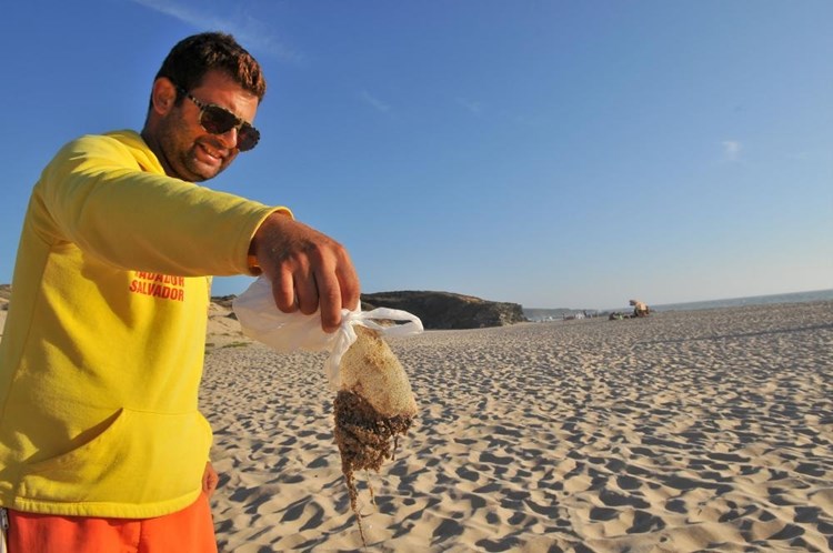 As Melhores Praias Para Nudistas Em Portugal Sociedade Correio Da Manh