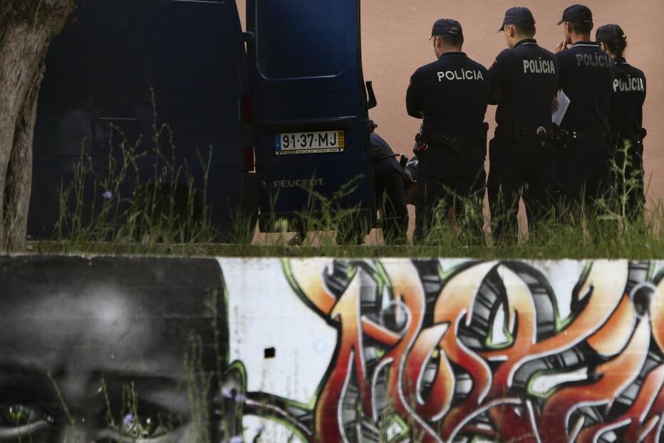 Jovem esfaqueado mortalmente em escola da Amadora