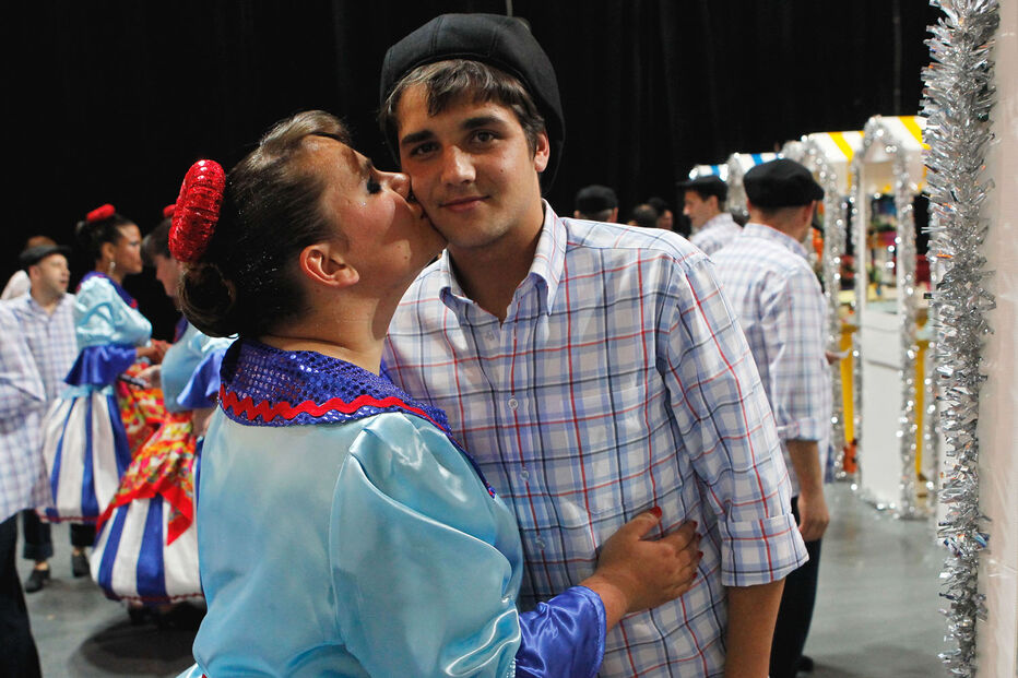 Pão e marchas na avenida
