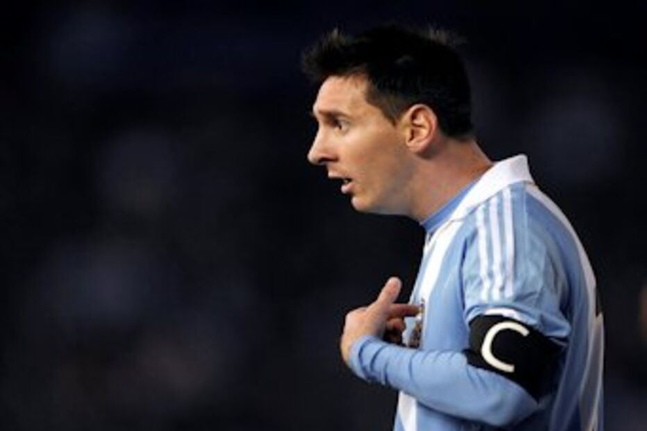 Leonel Messi, Argentina, futebol, vizinhos, fisco, Cristiano Ronaldo,