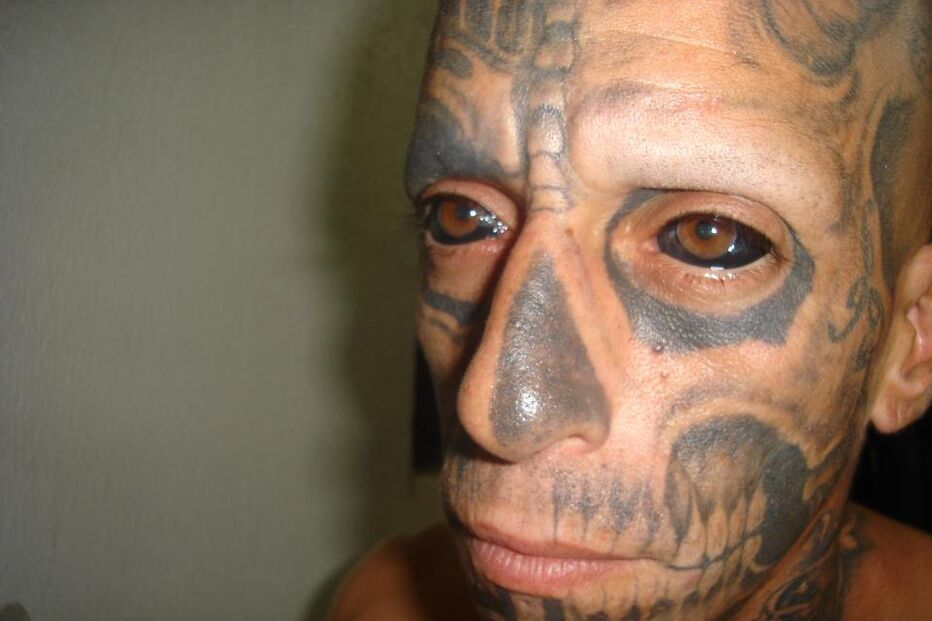 musquito, esposa, eyeball tatto, prisão, eua, marcador, tatuagem, preto, vermelho, azul, injeção