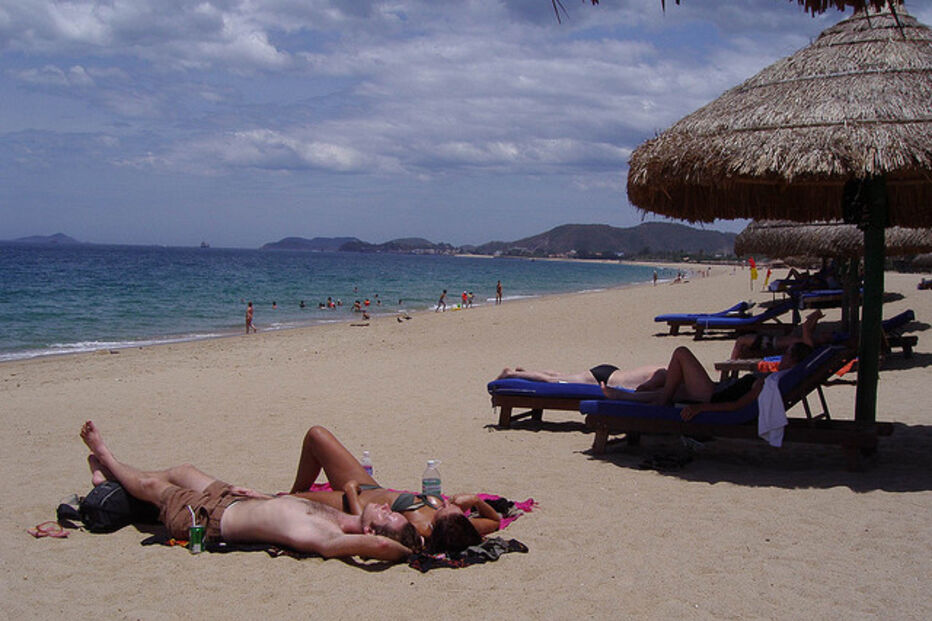 Saiba como aproveitar o sol de forma saudável