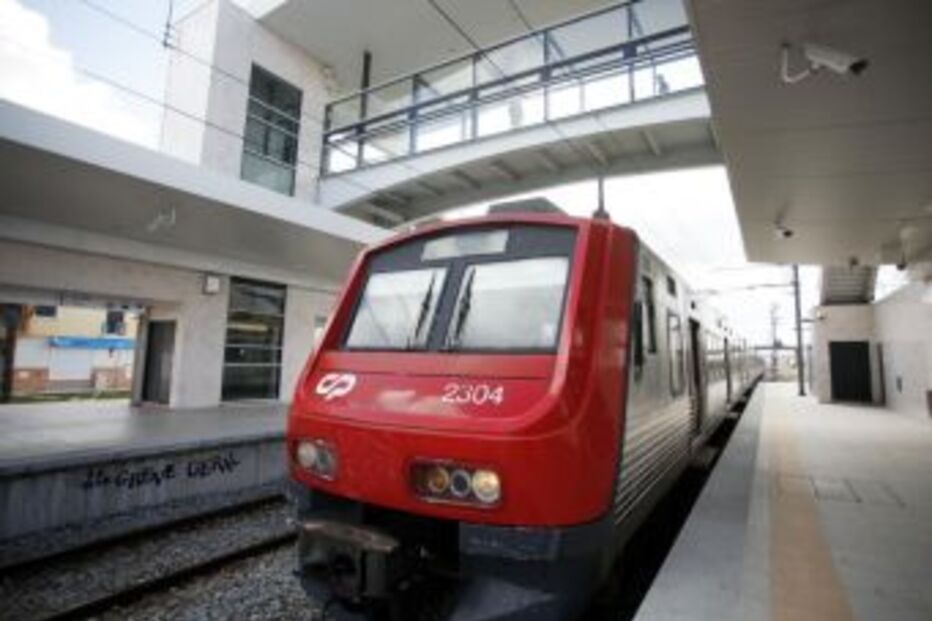 Greve geral, UGT, CGTP, comboios, metropolitano, autocarros