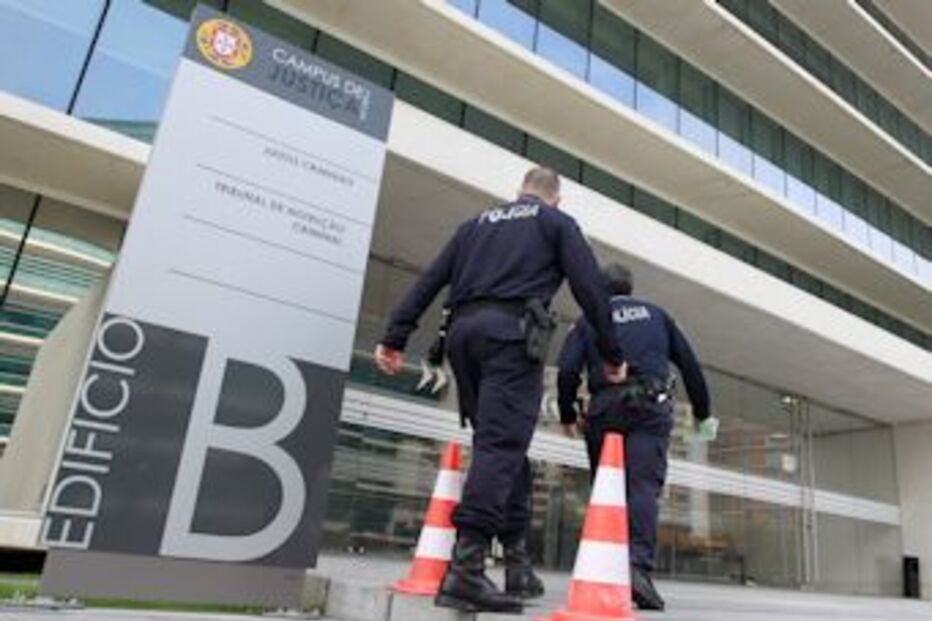 prisão, Artur Moraes, extorsão, Benfica, dinheiro, gigolô, Zacarias Oliveira, 