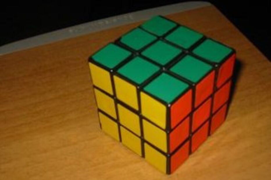 Cubo de Rubik 'quebra cabeças' desde 1980