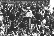 Nova obra mostra imagens da vida de Álvaro Cunhal