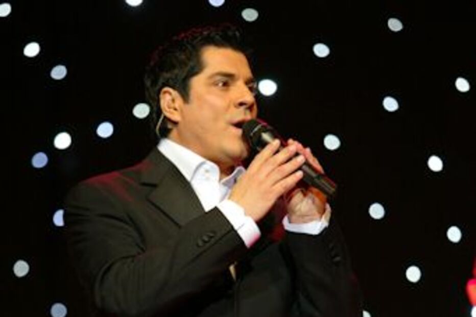 Luís Filipe Reis, cantor, carreira, 25 anos, Olympia, França