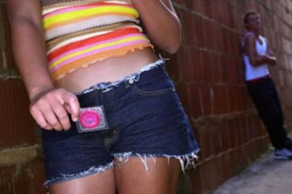 Espanha, sexo, idade de consentimento, Ministério da Saúde, 16 anos, ONU, direitos da Criança, Vaticano