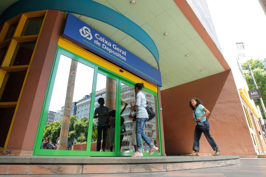 tecnologia, app, banco, transferências, cgd