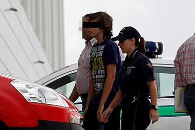 ESCOLA, MASSACRE, PISTOLA, MASSAMÁ, ARMA, ATAQUE