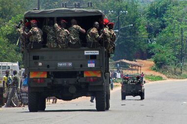 GUERRILHEIROS, MOÇAMBIQUE, RENAMO, DHLAKAMA