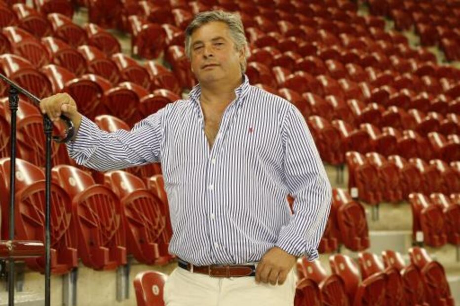 joão moura, hospital, egas moniz, estável, queda, cavalo, toureiro