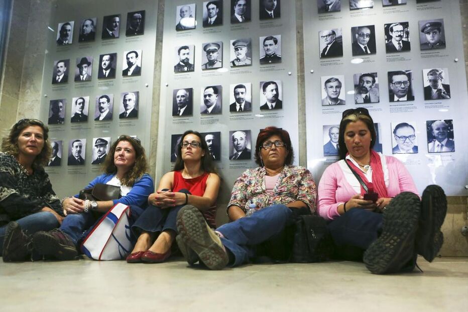 desemprego, professores, Ministério da Educação, sindicatos, instalações, Lisboa