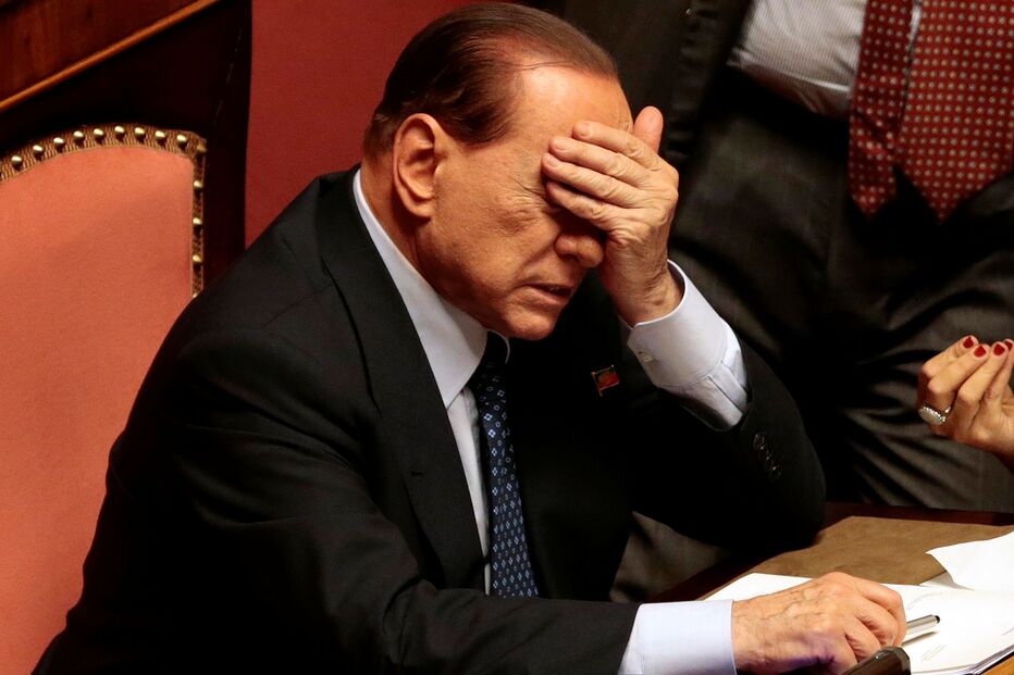 itália, berlusconi, governo, senado, expulsão