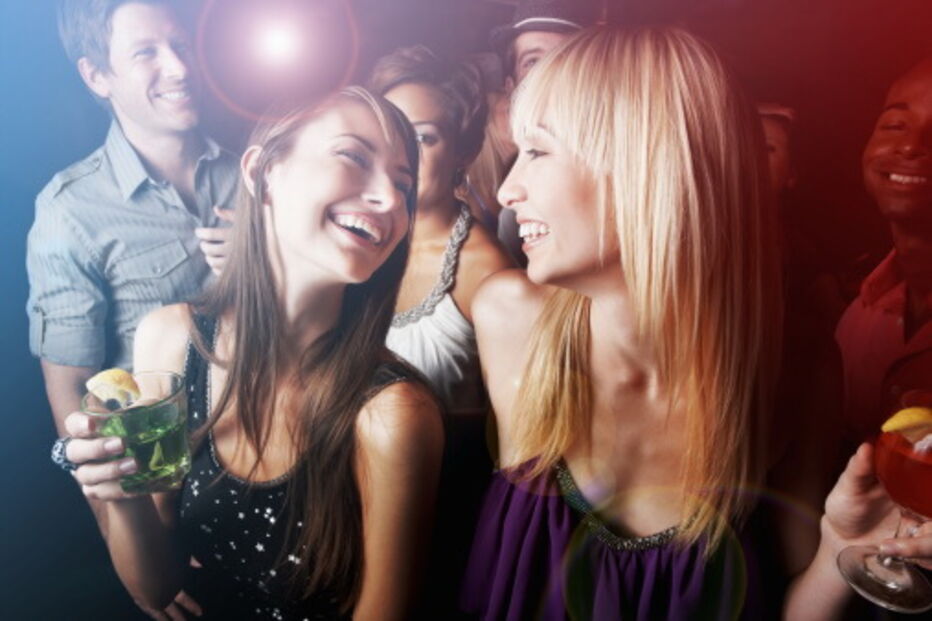 álcool, bebedeiras, crianças, jovens, ânus, vagina, olhos, tampões