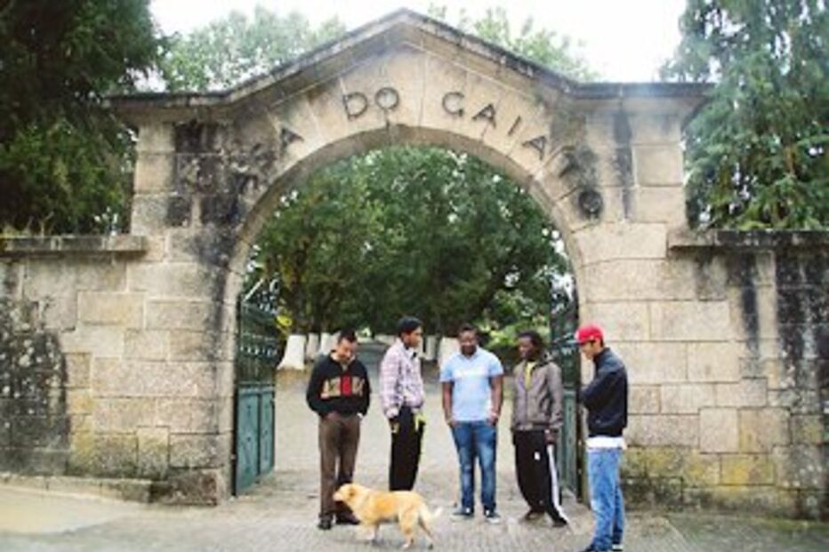rapazes, casa do gaiato, Paço de Sousa, Penafiel, futebol, padre, GNR