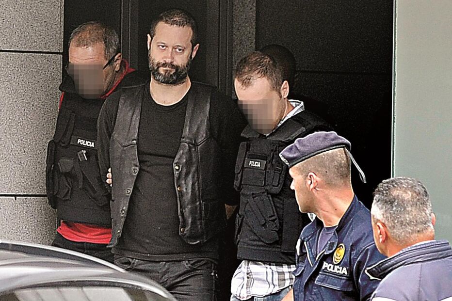 BARRICADO, AMEAÇA, BARCELOS