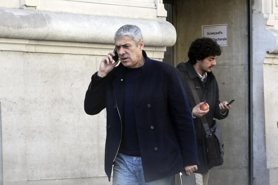 SÓCRATES, LUXO, HERANÇA, 