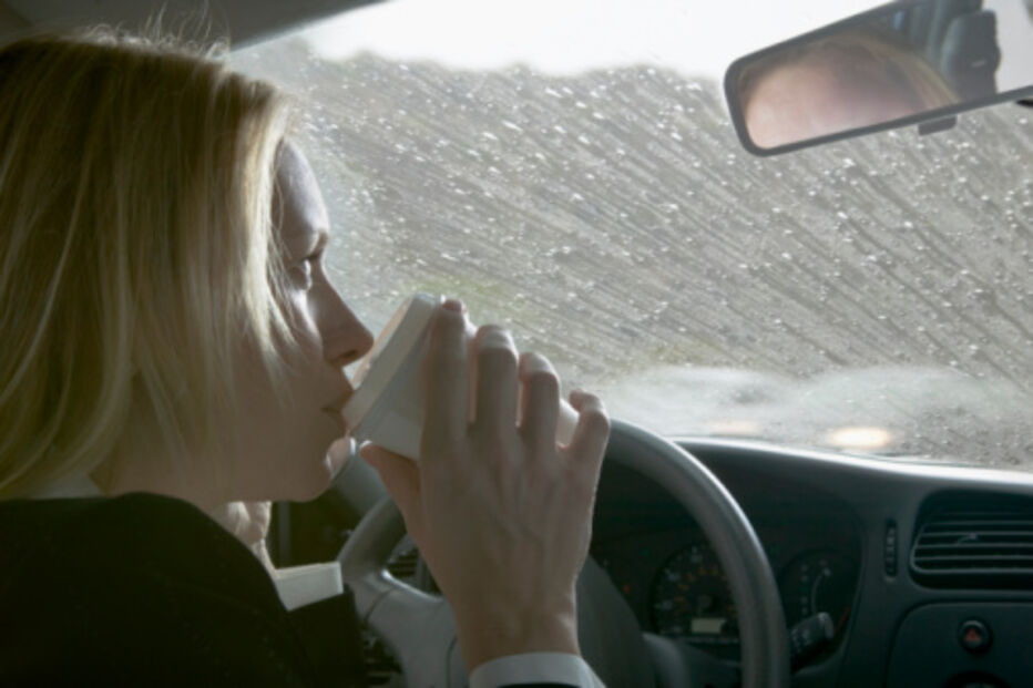 Dez sugestões para conduzir na chuva com segurança