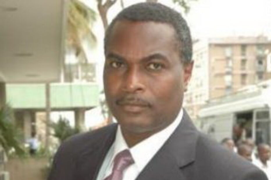 Abel Chivukuvuku, Angola, Luanda, UNITA, MPLA, manifestções 