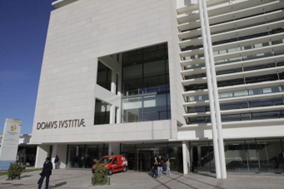 prisão, cadeia, tribunal de sintra, julgamento, guarda prisional, assalto