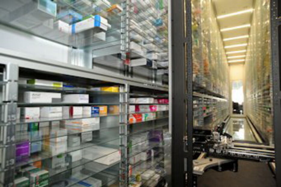 Infarmed, medicamentos, exportações, ilegal, denúncias, preços, comparação, farmácias, esquema