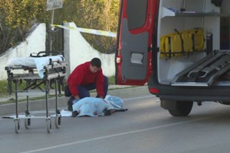 atropelamento, morte, Seixal, socorro, médicos, óbito, mercadoria, viatura, GNR, INEM, bombeiros, Sesimbra, 
