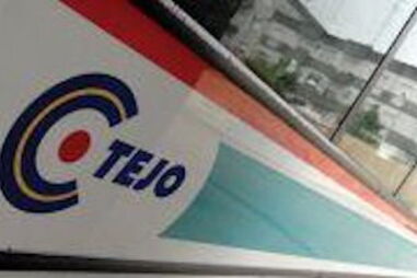 Rodoviária, Tejo, trabalhadores, greve, manutenção, acordo, empresa, Torres Novas, concentração