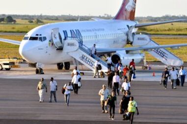 AVIÃO, PILOTO, ANGOLA, MOÇAMBIQUE, NAMÍBIA, Hermínio dos Santos Fernandes, RELATÓRIO, TM 470, VOO, Luís Fernandes, Sérgio Soveral, José Carlos Soares, Bernardo Soares, António Nunes, António Soares