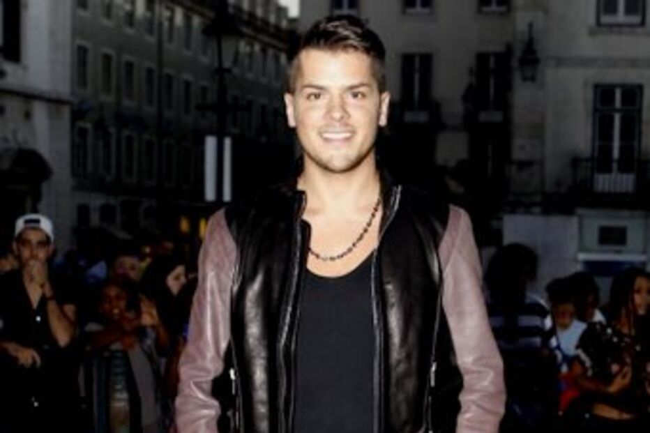 Mickael, Carreira, novo, amor