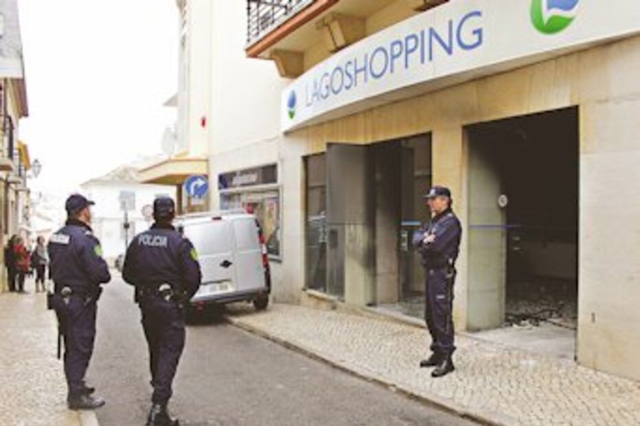 Lagos, fogo, incêndio, cinema, assusta