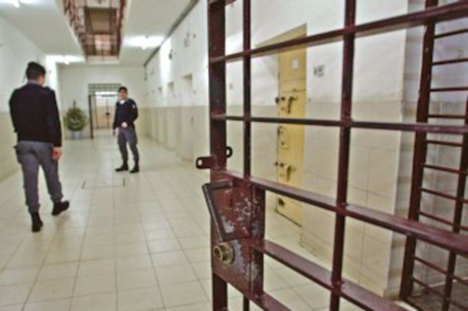 prisões, reclusos, recorde, gastos, Estado