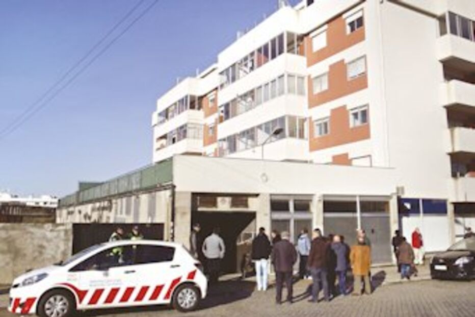 incêndio, Porto, carro, janela, habitantes, salvos, prédio, 