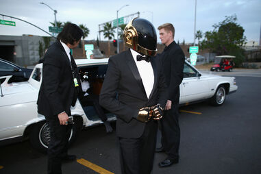 Daft Punk, Grammys, Música, Eletrónica, Guy-Manuel de Homem Christo, Homem Cristo, Homem Cristo Filho, Aveiro, Paris, Roma, Mussolini, Fascismo, Integralismo Lusitano, Implantação da República, Exílio, Thomas Bangalter, Lusodescendente, Los Angeles, Pharrell Williams