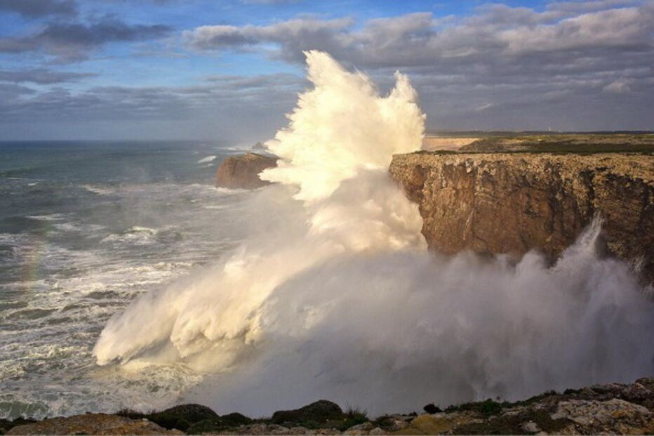mau tempo, ondas, barras marítimas, agitação marítima, Marinha Portuguesa, Internet